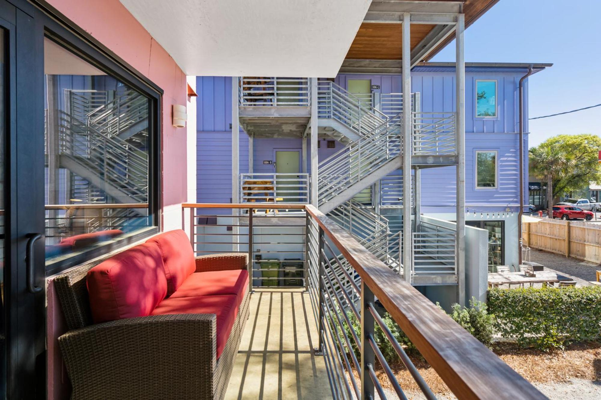 Boutique Vera Hotel In The Heart Of Folly Beach Exterior foto