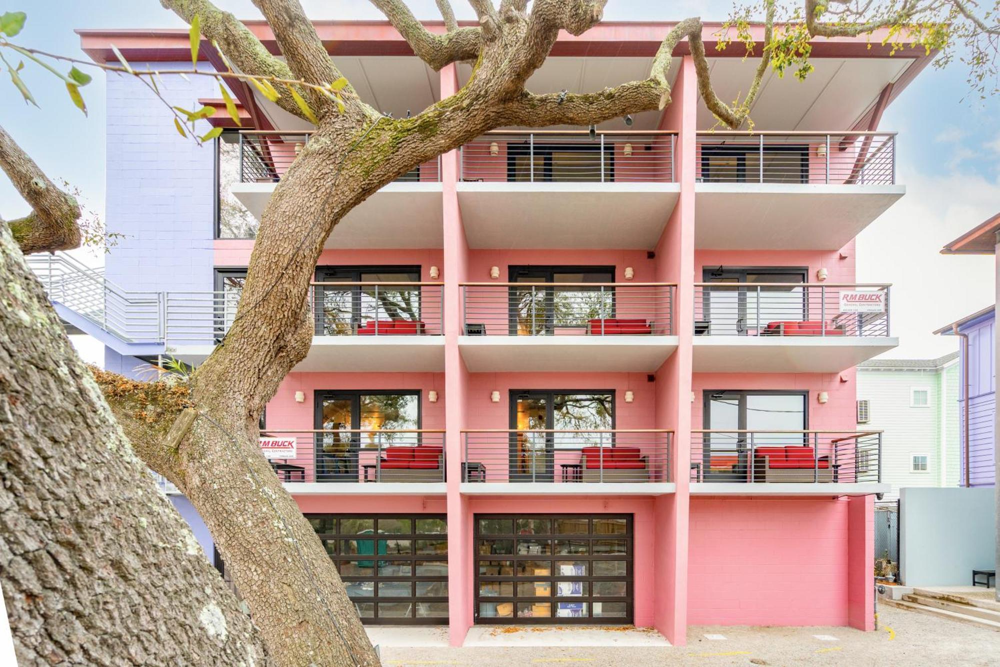 Boutique Vera Hotel In The Heart Of Folly Beach Exterior foto