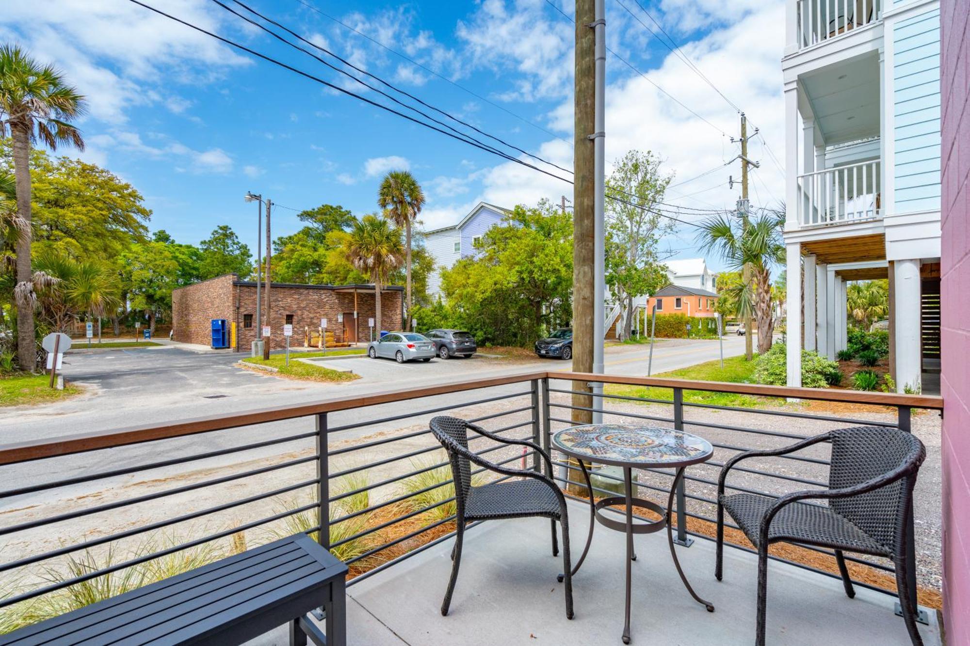 Boutique Vera Hotel In The Heart Of Folly Beach Exterior foto